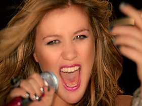 Kelly Clarkson Added To Lilith Fair Lineup