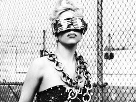 ‘Telephone’ Director Says Lady Gaga’s ‘Brain Is Amazing’