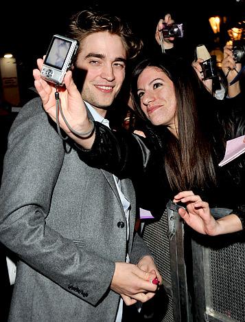 The Hollywood Gossip Caption Contest: March 18