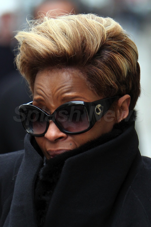 Mary J. Blige: "I Am" Cold