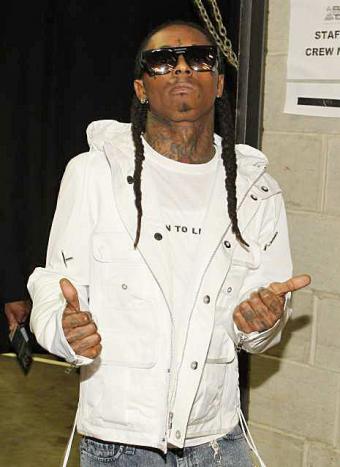 Lil Wayne Sentencing: Denied By Courthouse Fire!