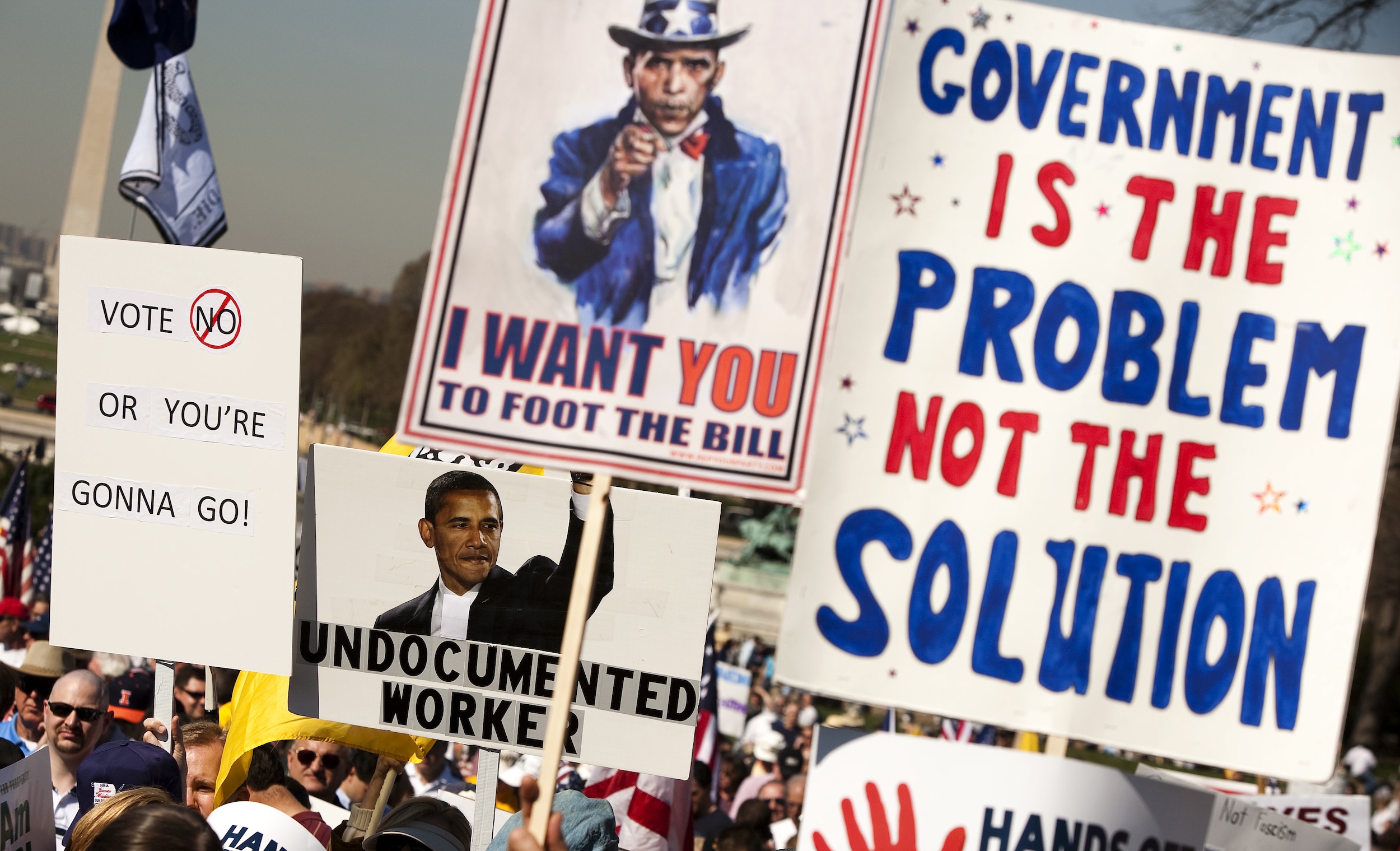 Right-Wing Bloggers Demand Apology From Lawmakers Called ‘Nigger’ By Tea Partyers [Idiots]